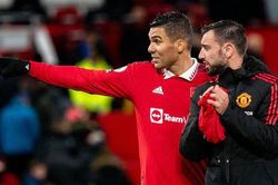 MU và Bruno Fernandes đang trả giá vì những sai lầm của Casemiro