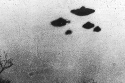 Sự thật chấn động kho tài liệu mật 'khổng lồ' về UFO mới công bố