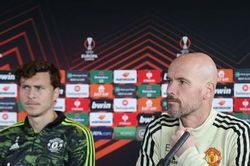 HLV Ten Hag ra quyết định bất ngờ về tương lai của Lindelof