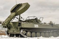 Video Nga dùng xe phá mìn 'thiên thạch' tấn công phòng tuyến Ukraine ở Donbass