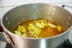 Cho gừng vào nước theo cách này uống vào kiểu gì cũng giảm 3 kg trong 1 tuần