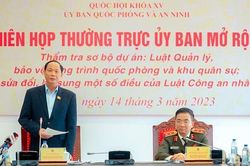 Phó Chủ tịch Quốc hội, Thượng tướng Trần Quang Phương dự phiên họp thẩm tra dự án Luật sửa đổi, bổ sung một số điều của Luật Công an nhân dân