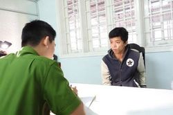 Đâm chết người vì không chịu ngừng hát loa kẹo kéo