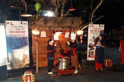 Khởi động chùm tour 'Bác Cổ - Mùa hoa gạo'