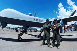 Cận cảnh MQ-9 - UAV 'sát thủ săn mồi' vừa va chạm với Su-27 của Nga tại Biển Đen