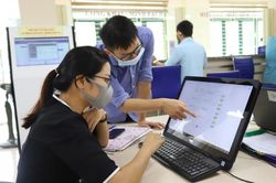 Cán bộ, công chức không được chửi thề, quát, dọa nạt khi giao tiếp với công dân