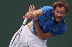 Đằng sau chiến thắng không tưởng của Daniil Medvedev