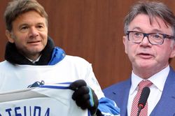HLV Troussier 'thay máu' tuyển Việt Nam, áp dụng chiêu hơn 20 năm trước từng làm ở Nhật Bản