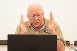 Thomas Billhardt - Giải 'Bùi Xuân Phái - Vì tình yêu Hà Nội' 2021: 'Tôi thấy một Việt Nam mới'