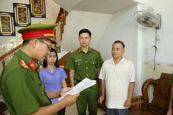 Ninh Thuận: Bắt Giám đốc Trung tâm Đăng kiểm xe cơ giới 85-02D