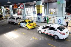 Từ 1/4, taxi vào sân bay Tân Sơn Nhất phải trả phí theo lượt từ 5.000 - 10.000 đồng