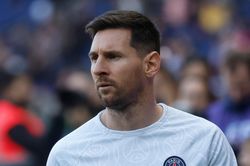Messi bất ngờ nghỉ tập tại PSG