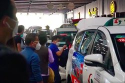 Từ ngày 1/4, taxi đón khách ở sân bay Tân Sơn Nhất trả phí theo lượt