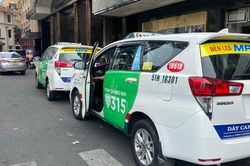 Cước taxi tại sân bay Tân Sơn Nhất sẽ tăng từ 1-4