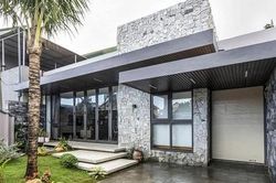 Nhà cấp bốn mái bằng hiện đại, tiện nghi, chẳng thiếu thứ gì