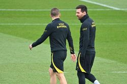 Tin nóng bóng đá sáng 18/3: Thực hư tin đồn Messi bất mãn bỏ về sớm ở buổi tập của PSG