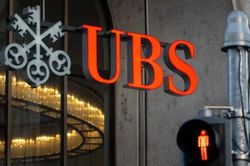 Ngân hàng lớn nhất Thụy Sĩ đang đàm phán mua lại Credit Suisse