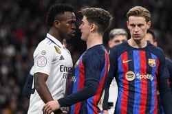 Nhận định trước trận Barcelona vs Real Madrid (03h00, 20/3): Vinh quang hay lụi tàn?