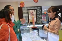 Giá vàng hôm nay (19-3): Vàng trong nước tăng mạnh
