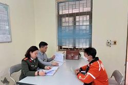 Nam thanh niên chuyển cuộc gọi đòi nợ đến đường dây nóng Bộ Công an