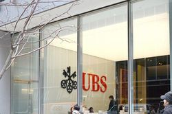 Reuters: UBS 'đòi' Thụy Sĩ hỗ trợ 6 tỷ USD để mua lại Credit Suisse