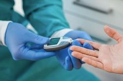 Nhận biết và xử trí nhanh tình trạng hạ đường huyết