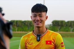 Văn Trường tiết lộ điều đặc biệt về HLV Troussier