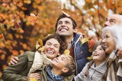 Ngày Quốc tế Hạnh phúc: 5 điều nhỏ nhoi mang lại nụ cười cho người thân yêu