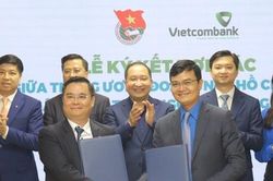 Dành 6 tỉ đồng học bổng cho học sinh, sinh viên toàn quốc