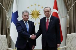 Phần Lan trấn an Thụy Điển trên đường đua gia nhập NATO