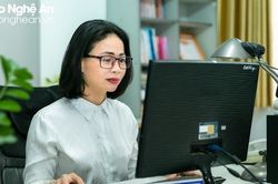 Nhà báo Cao Thị Thanh Thủy: 'Đứng dậy với lòng biết ơn'