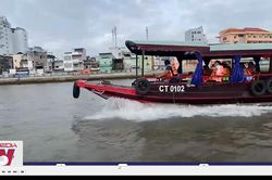 Tàu chở khách đi chợ nổi Cái Răng phải lắp hộp đen gây tốn kém cho người dân