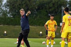 Tiền đạo U23 Việt Nam tiết lộ điều đặc biệt của HLV Philippe Troussier