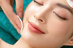 Bí quyết 'đánh bay' mỡ thừa trên mặt