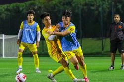 U23 Việt Nam học cách thắng... cơn buồn ngủ