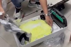 Thủ đoạn mua lại số kg hành lý ký gửi dư thừa để vận chuyển ma túy
