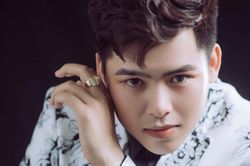 Ca sĩ trẻ Thanh Bình tiếp tục đam mê nhạc trữ tình với single 'Tấm hình'