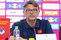 HLV Troussier làm điều mà chưa HLV tiền nhiệm nào từng làm với các đội tuyển Việt Nam