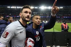 Mbappe được thăng chức