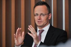 Hungary ra điều kiện ủng hộ Ukraine gia nhập NATO, Nga phản ứng về đạn uranium