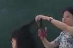 Clip cô giáo cắt tóc nữ sinh ngay tại lớp: Sở GD&ĐT tỉnh Vĩnh Phúc nói gì?