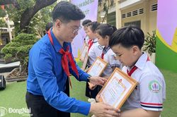 50 em đội viên, thiếu nhi đạt danh hiệu Dũng sĩ nghìn việc tốt