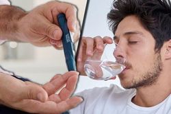 Chuyên gia gợi ý thực phẩm nên ăn và thói quen sinh hoạt giúp hạ đường huyết