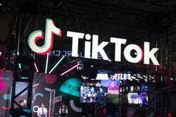 TikTok cấm deepfake do những nguyên tắc mới