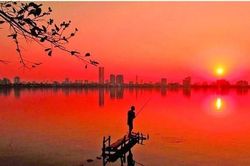 Hà Nội: Hồ Tây sẽ có sân tập golf nước, thuyền buồm, dù lượn?