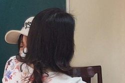 Vụ cô giáo cắt tóc nữ sinh: Cô trò cùng xin lỗi nhau trước lớp