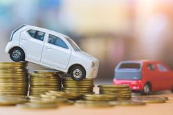 Fed nâng lãi suất ảnh hưởng đến thị trường ô tô như thế nào?