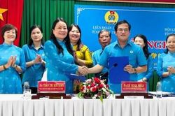Chính trị - Xã hội Chính trị - Xã hội Ký kết phối hợp quan tâm lao động nữ