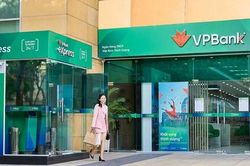 Cổ phiếu liên tục gây ấn tượng, 'sếp' VPBank muốn gom thêm cổ phiếu