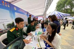 Nữ sinh có thể đăng ký xét tuyển trường nào trong khối quân đội?